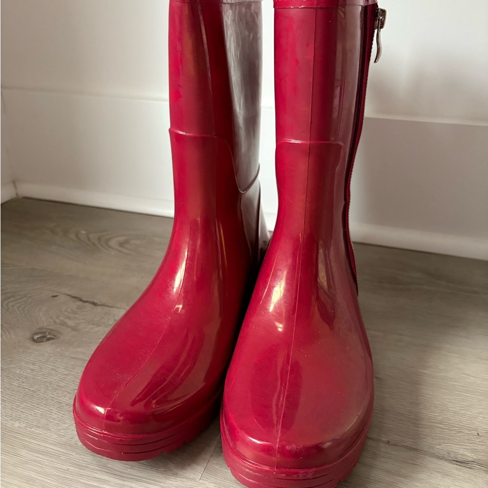 Women's Unlisted by Kenneth Cole Stylish Red Rain Boots - SIZE 8 - Picture 4 of 11